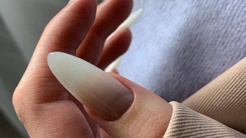 Фомбре 2025: элегантное слияние френча и омбре