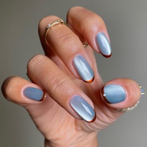 Актуальный маникюр декабря 2025: главные тренды сезона