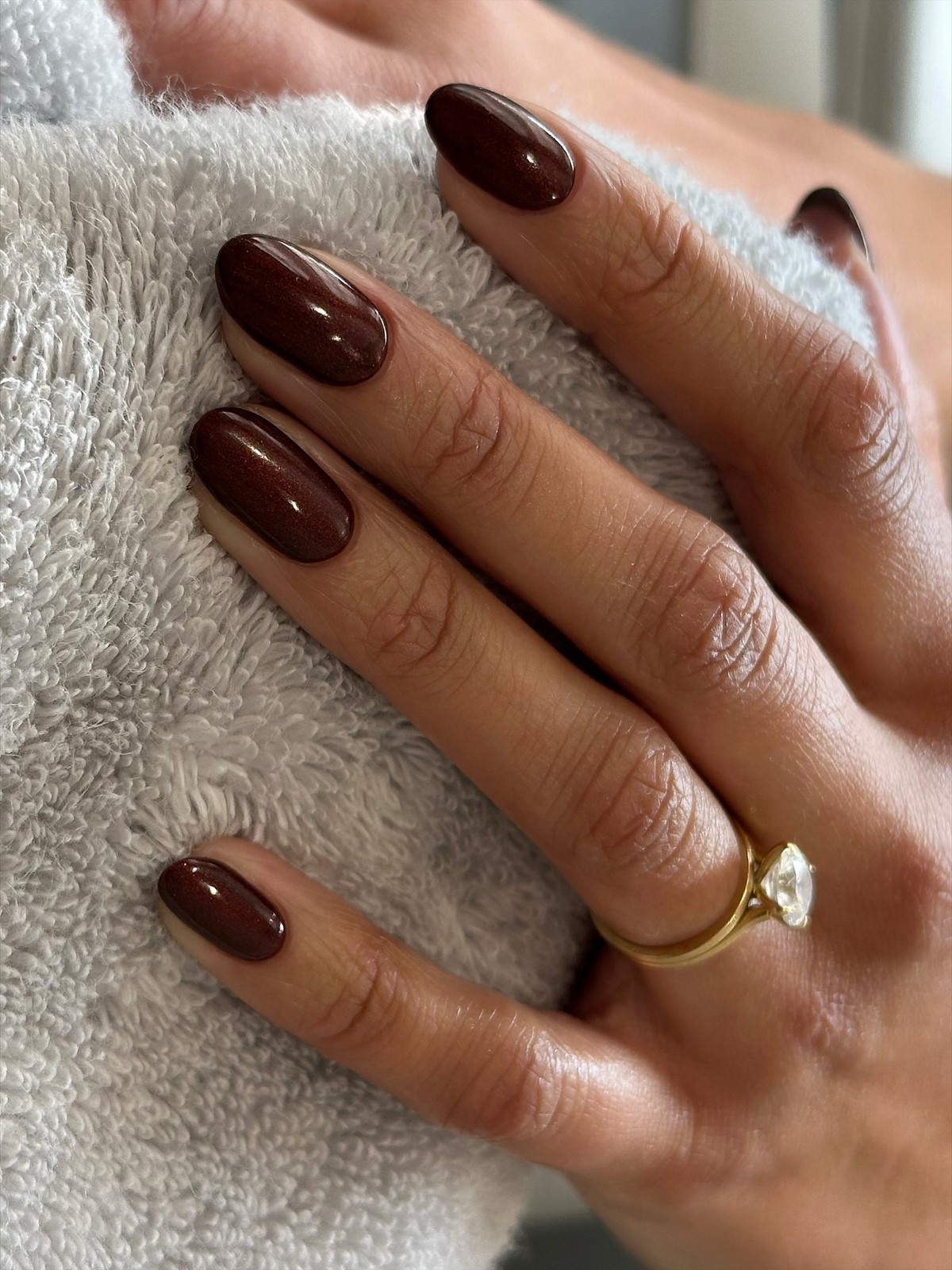 Цвета ногтей на 2026 год, которые делают руки ухоженными