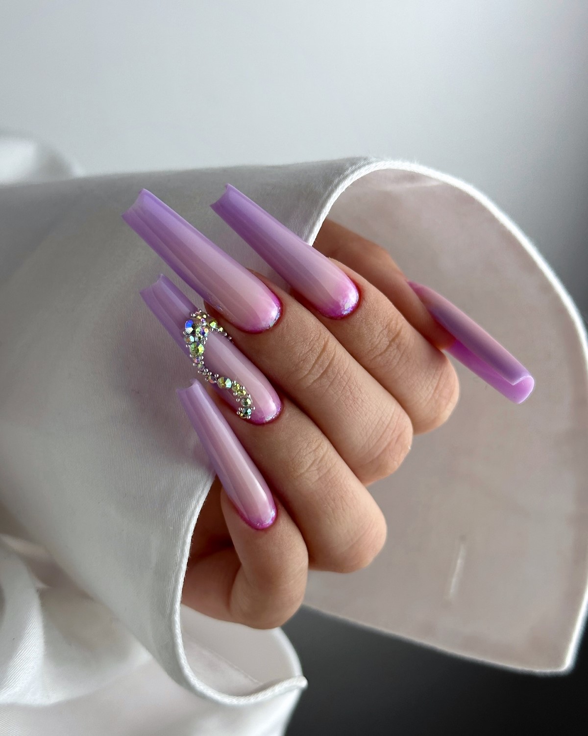 Актуальные формы ногтей на февраль 2026 и дизайны с ними