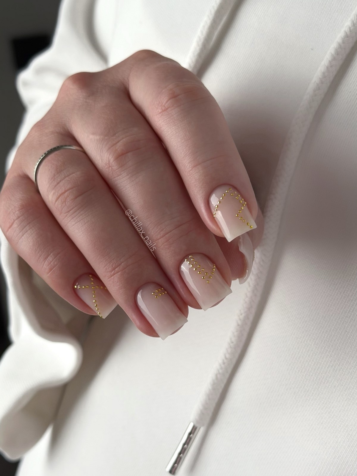 Цвета ногтей на 2026 год, которые делают руки ухоженными