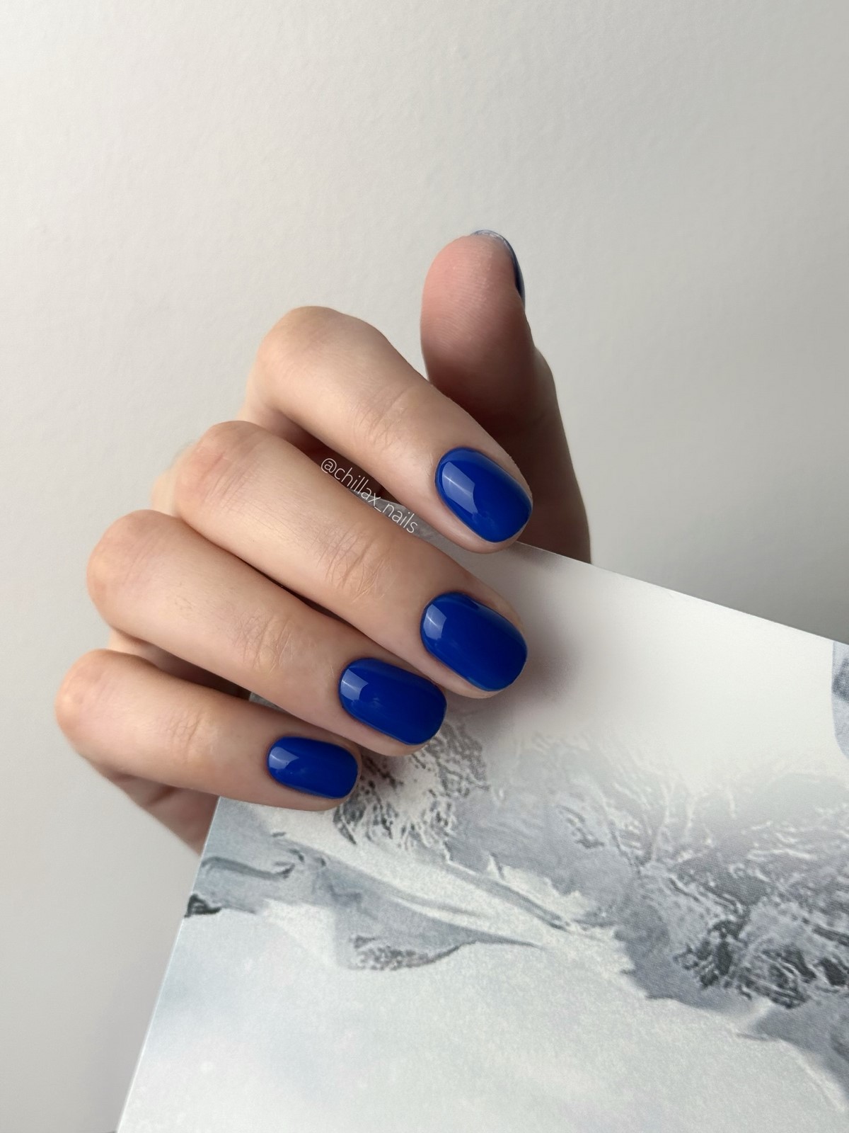 Цвета ногтей на 2026 год, которые делают руки ухоженными