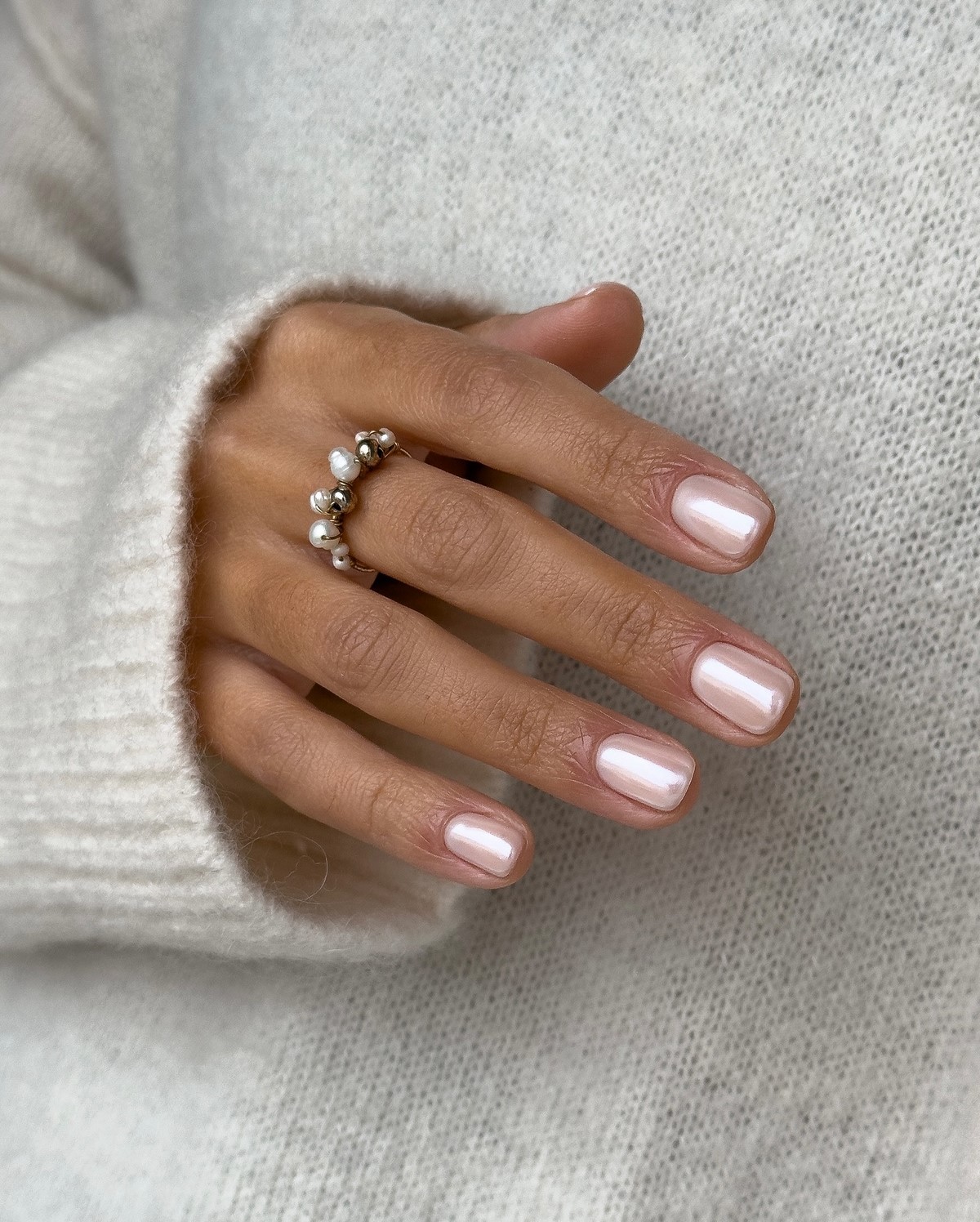 Какой маникюр выбрать сейчас, чтобы выглядеть уместно