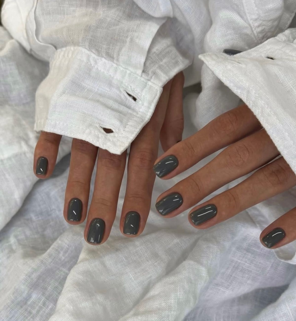 Маникюр весна 2026, который вытеснил классику: 10 трендов, от которых сложно отвести взгляд