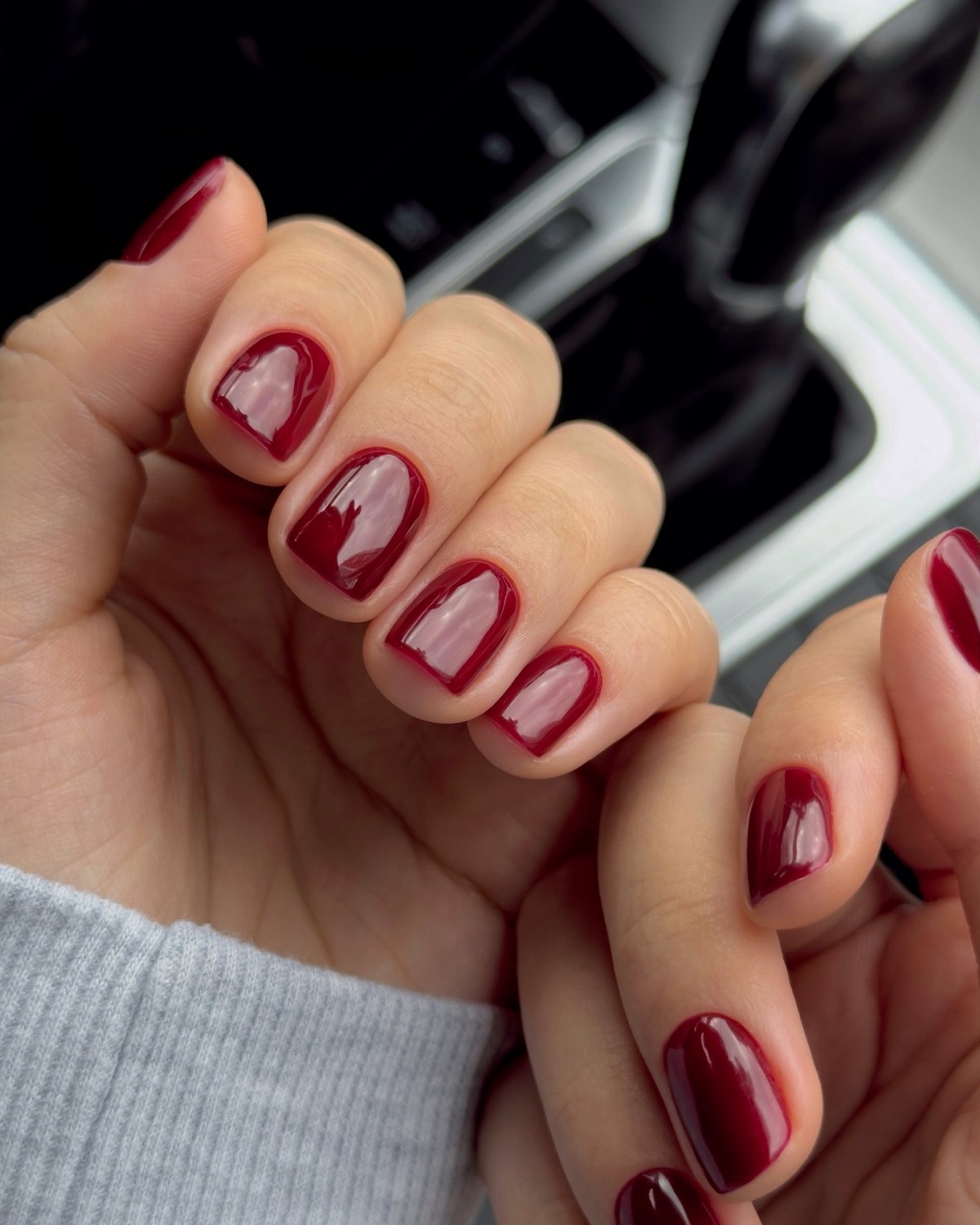 Маникюр весна 2026, который вытеснил классику: 10 трендов, от которых сложно отвести взгляд