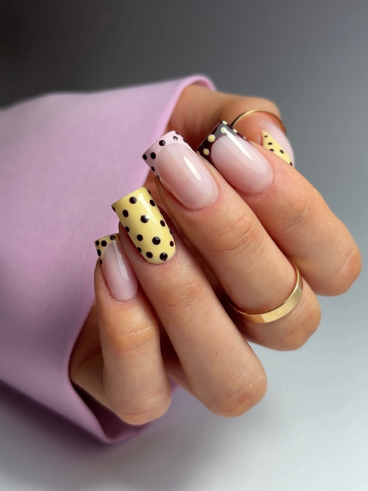 Квадратные ногти весны: форма, которая снова стала трендом