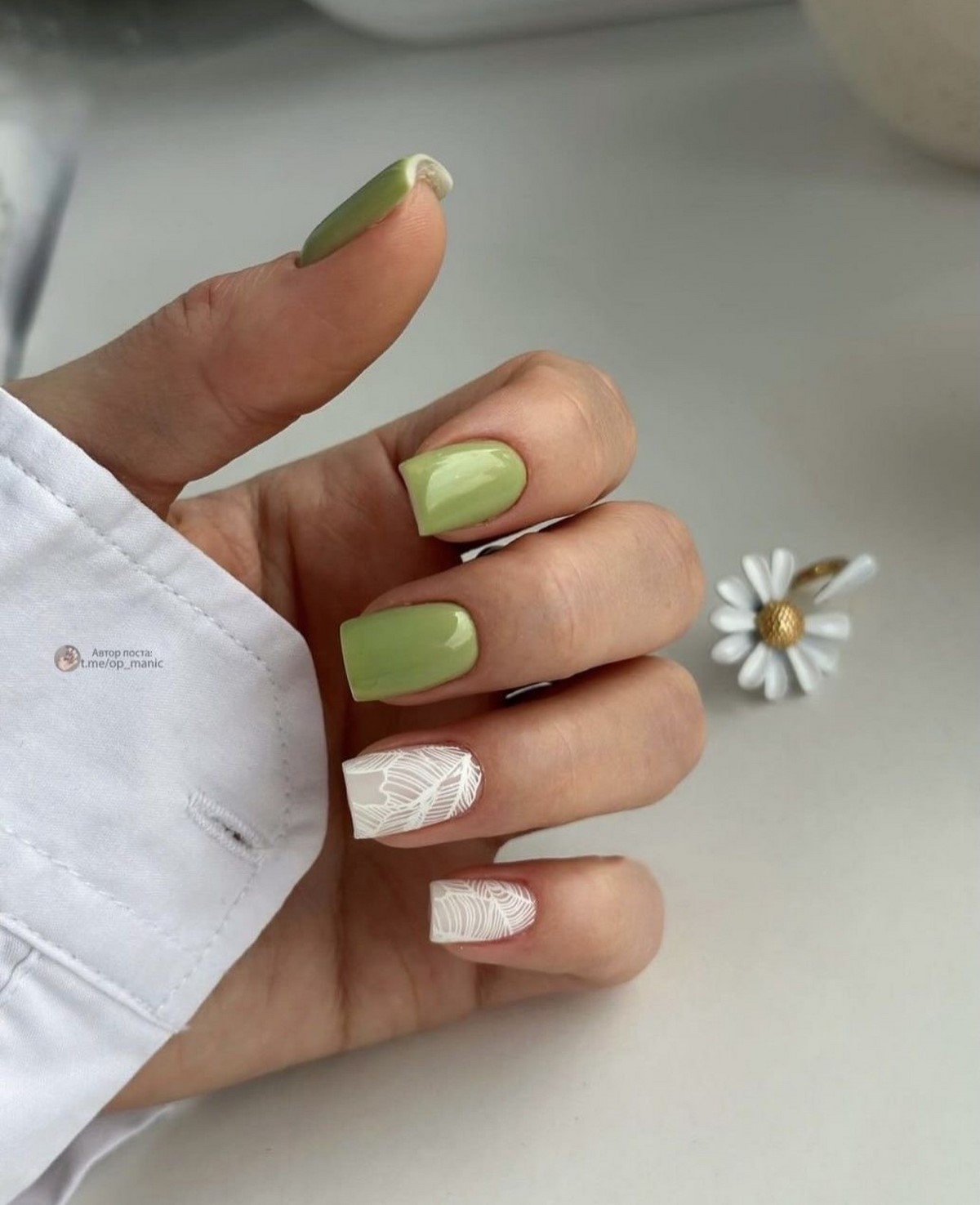 Квадратные ногти весны: форма, которая снова стала трендом