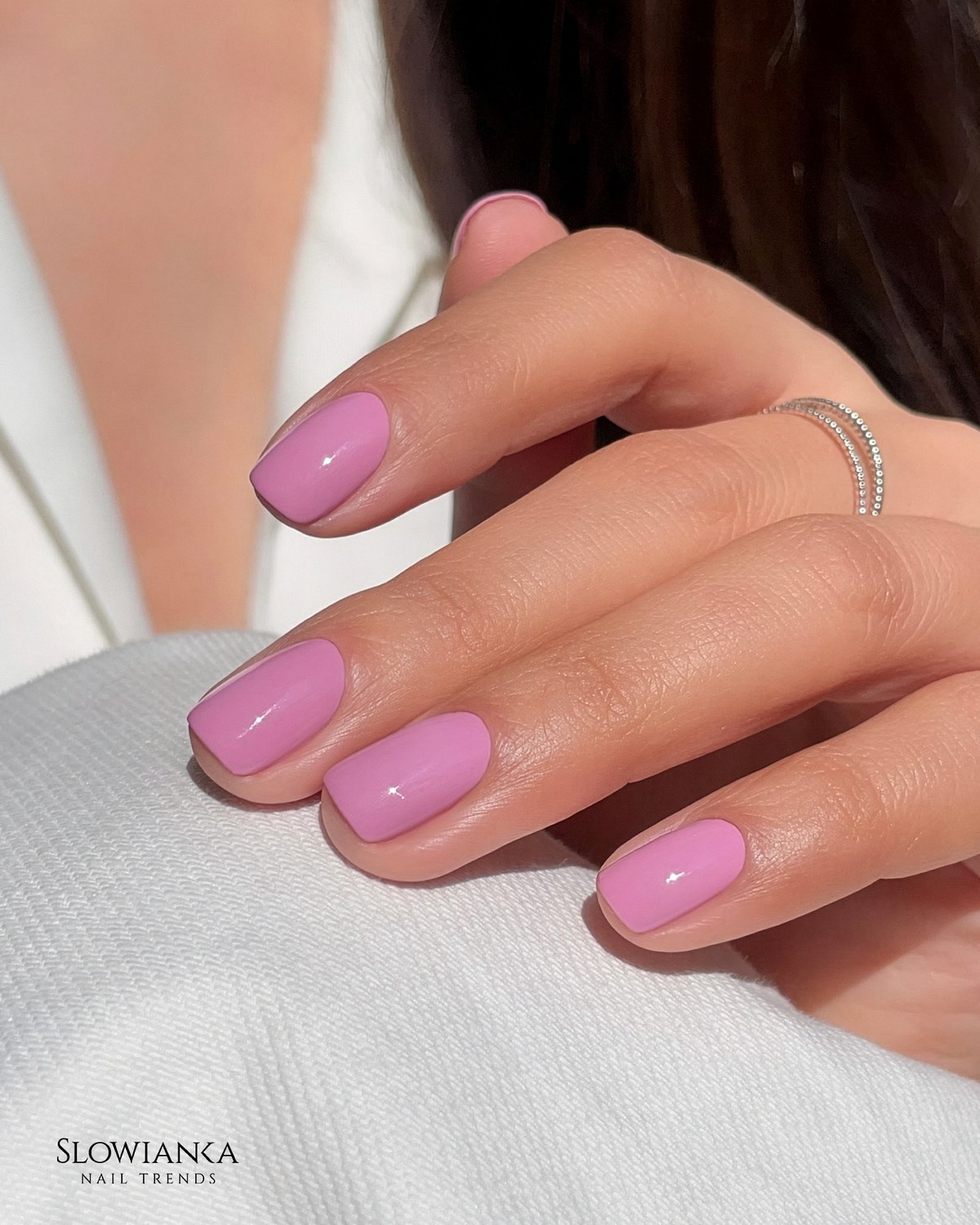 Квадратные ногти весны: форма, которая снова стала трендом