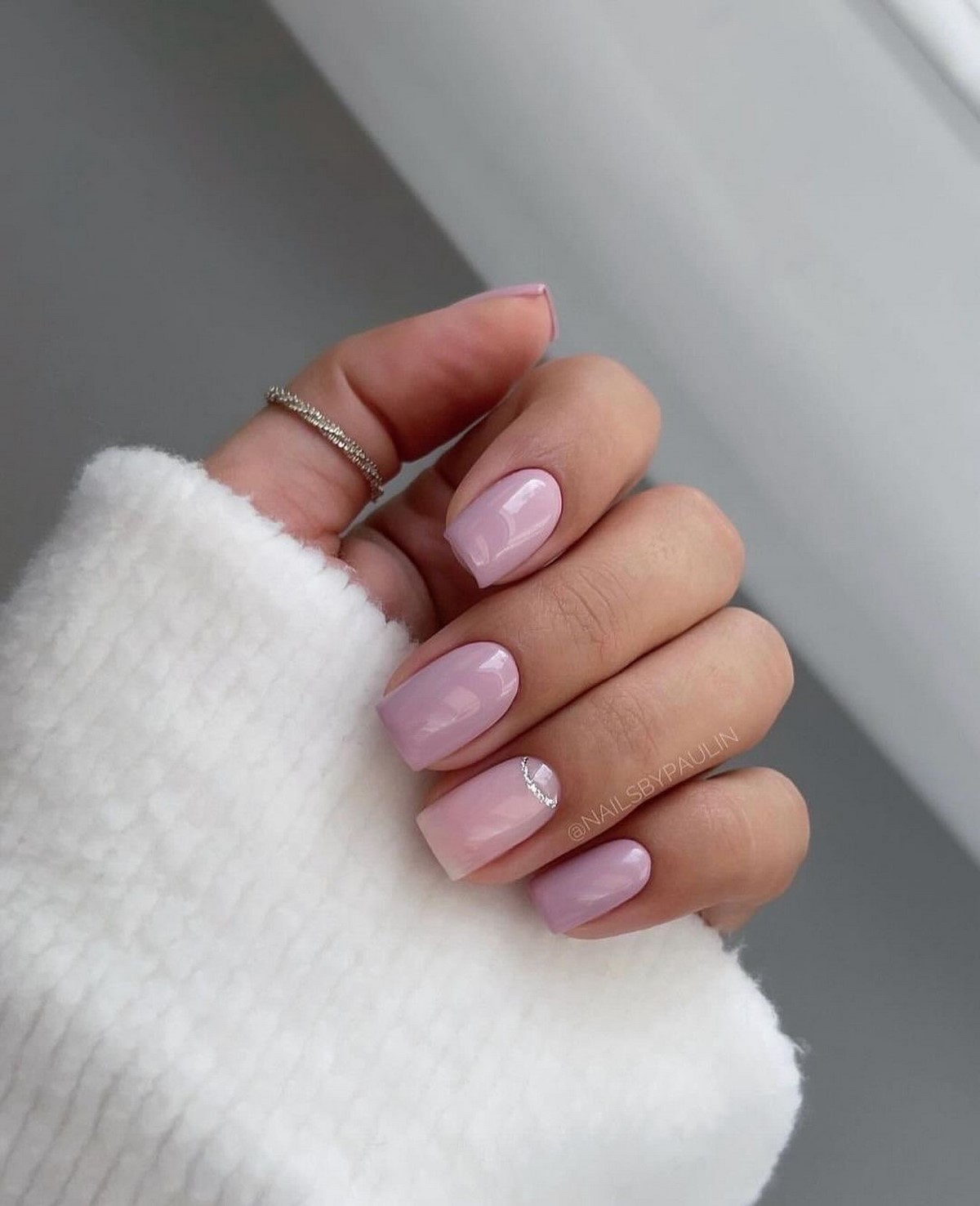 Квадратные ногти весны: форма, которая снова стала трендом