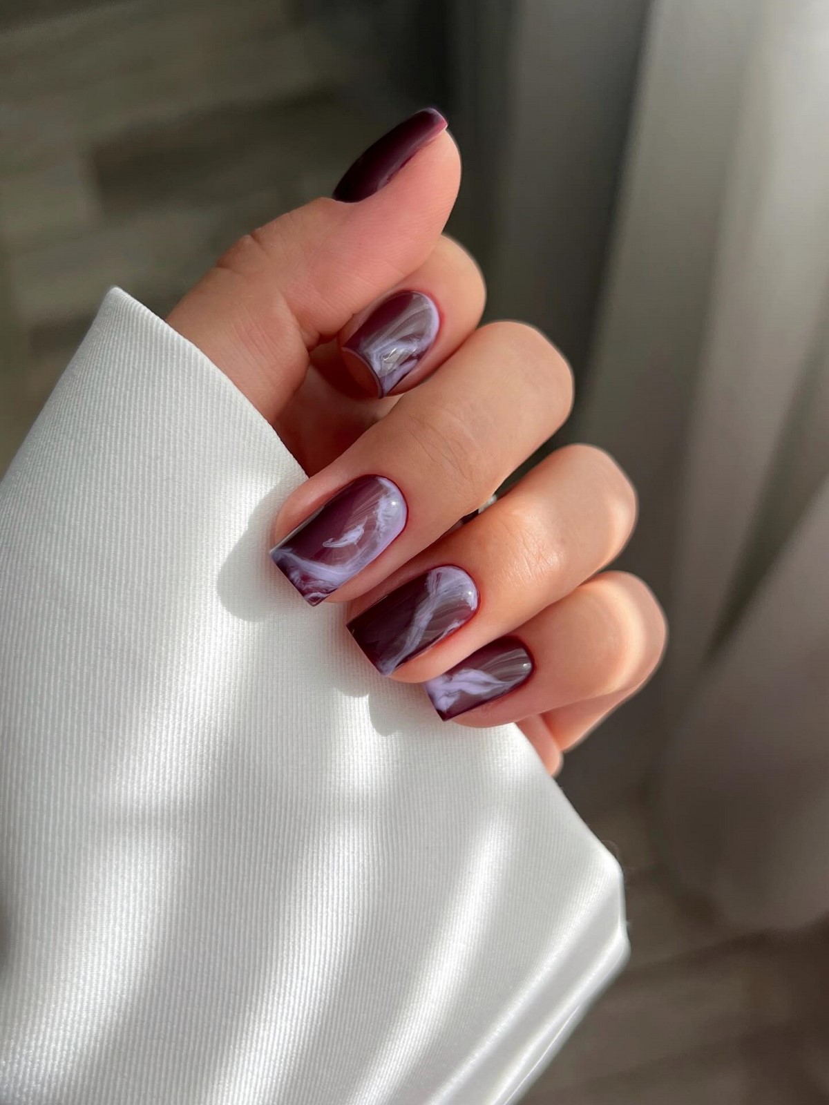 Квадратные ногти весны: форма, которая снова стала трендом