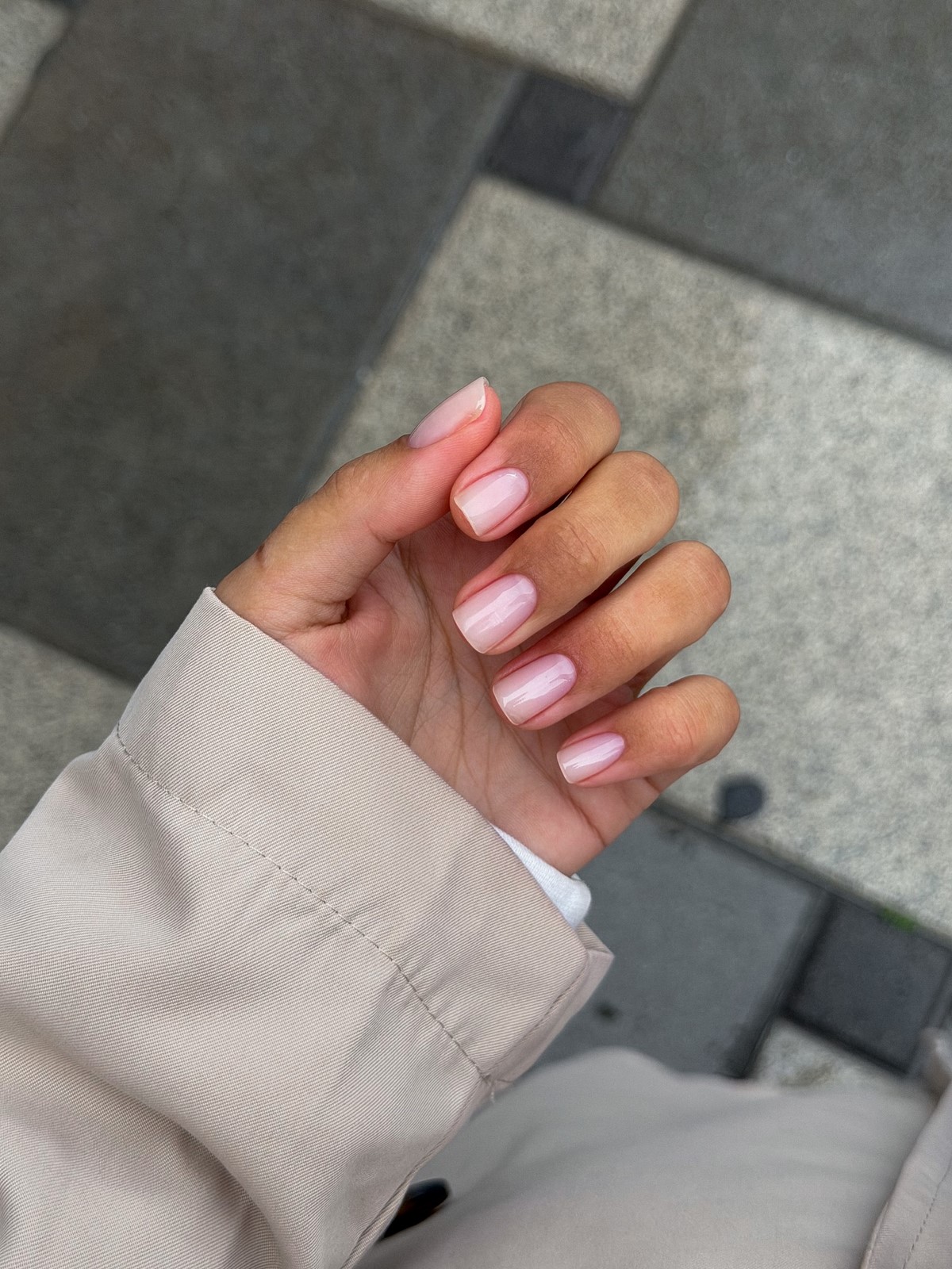 Маникюр весна 2026, который вытеснил классику: 10 трендов, от которых сложно отвести взгляд