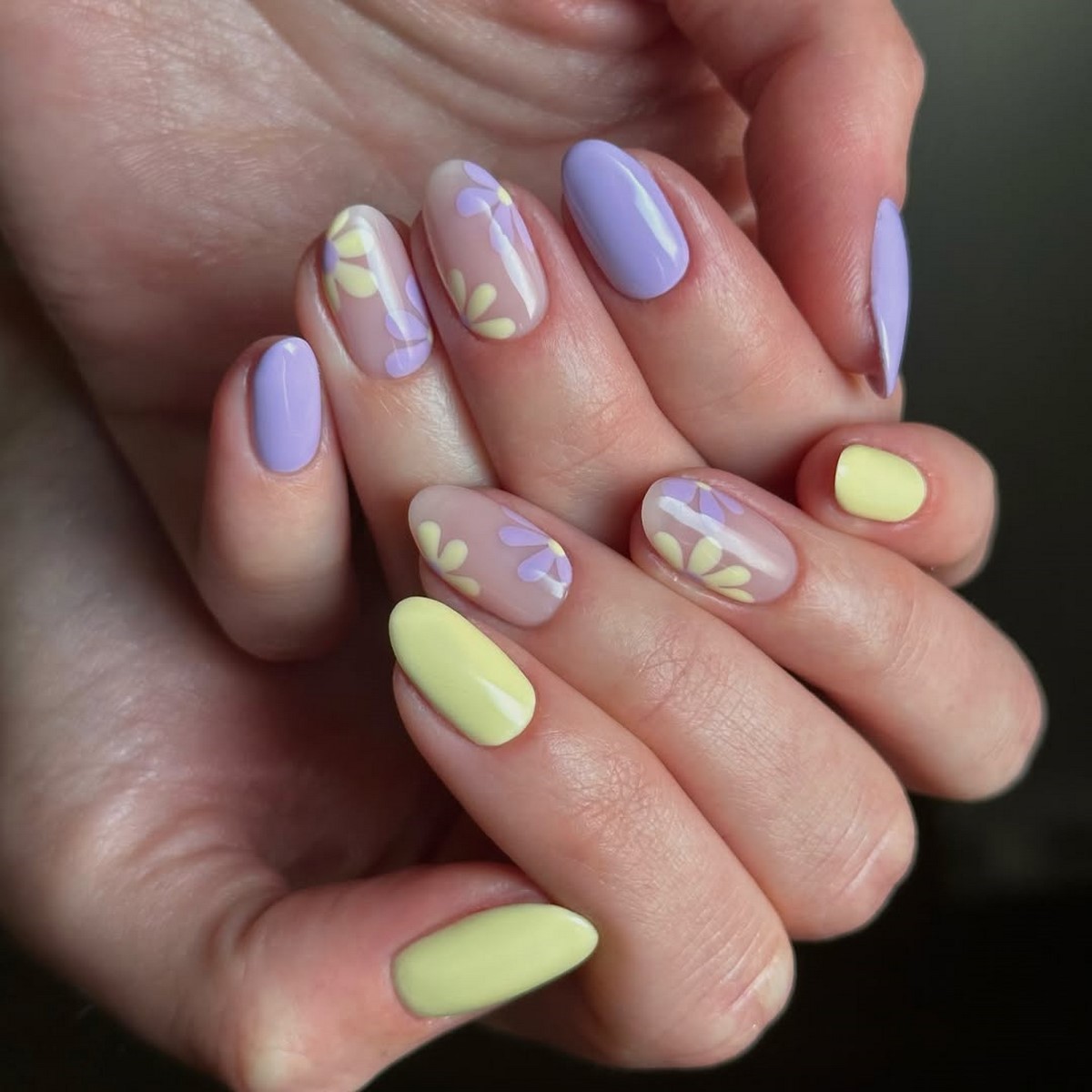 Модный пастельный маникюр весна 2026: самые свежие оттенки сезона