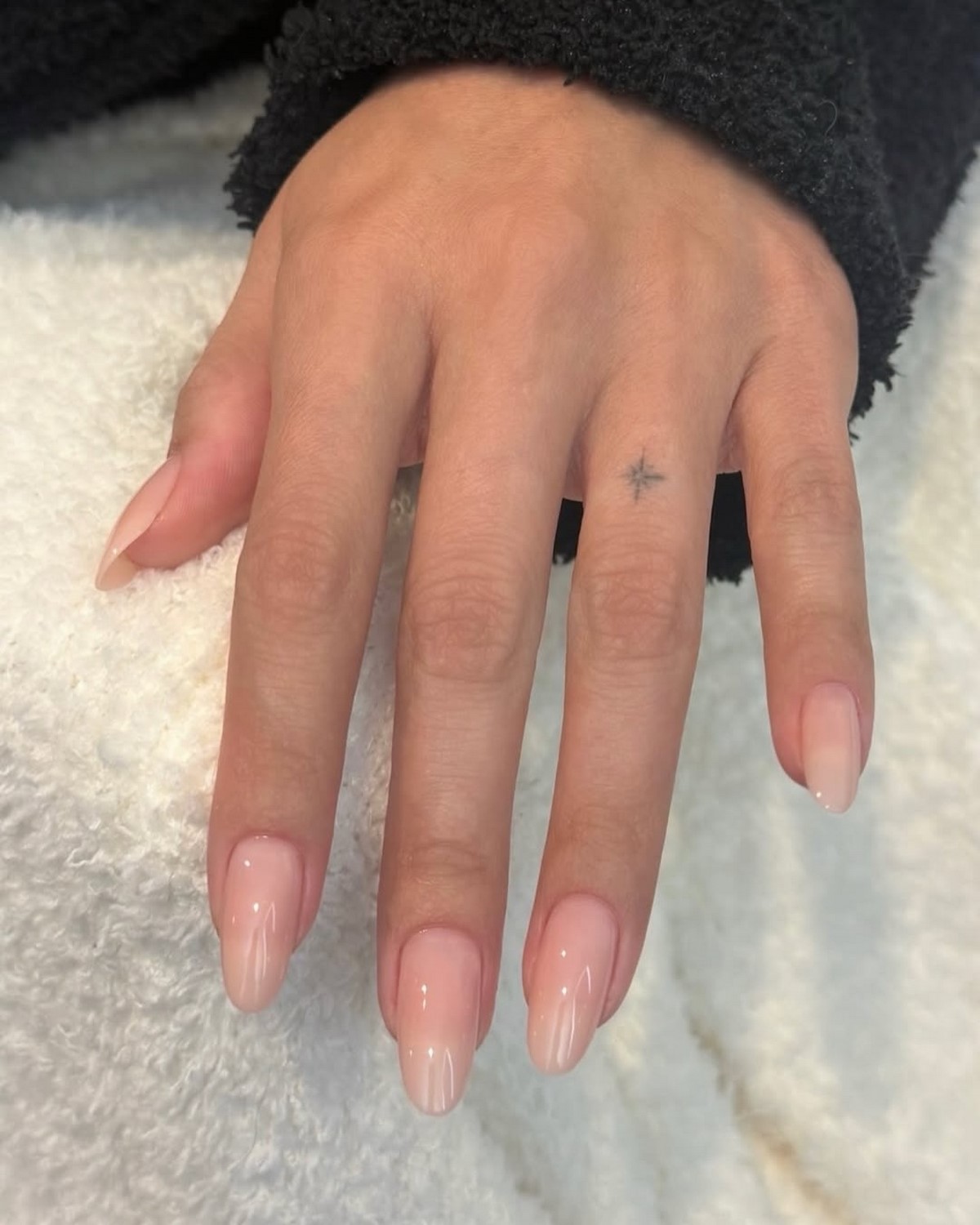 Маникюр, который делают, когда не знают, что выбрать