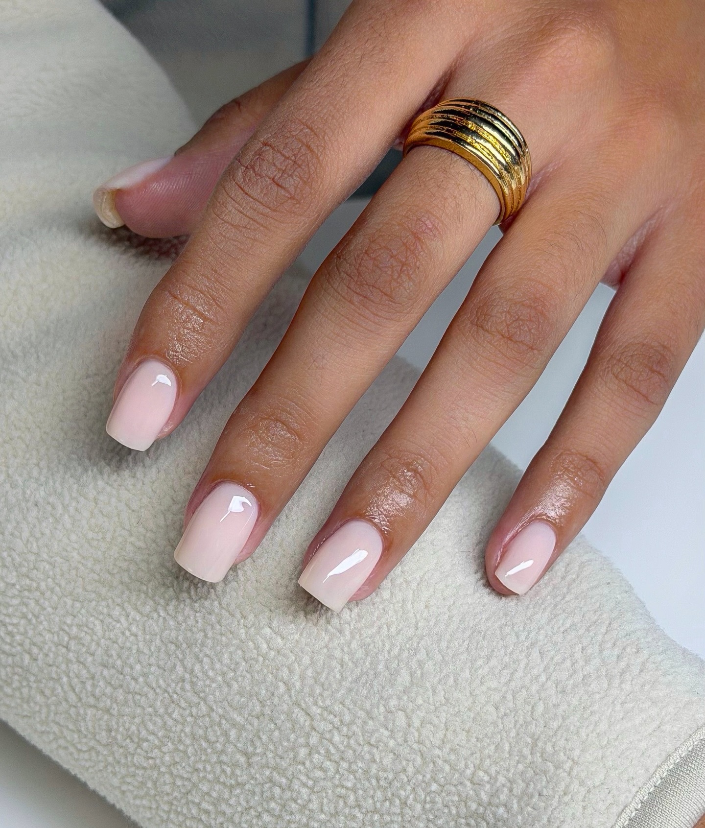 Маникюр, который вытесняет нюд: его выбирают чаще всего