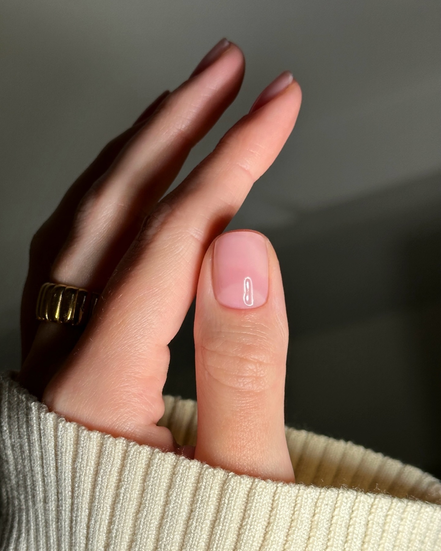 Маникюр, который вытесняет нюд: его выбирают чаще всего