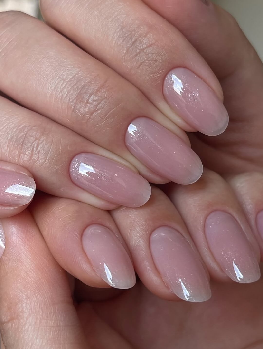 Маникюр, который вытесняет нюд: его выбирают чаще всего