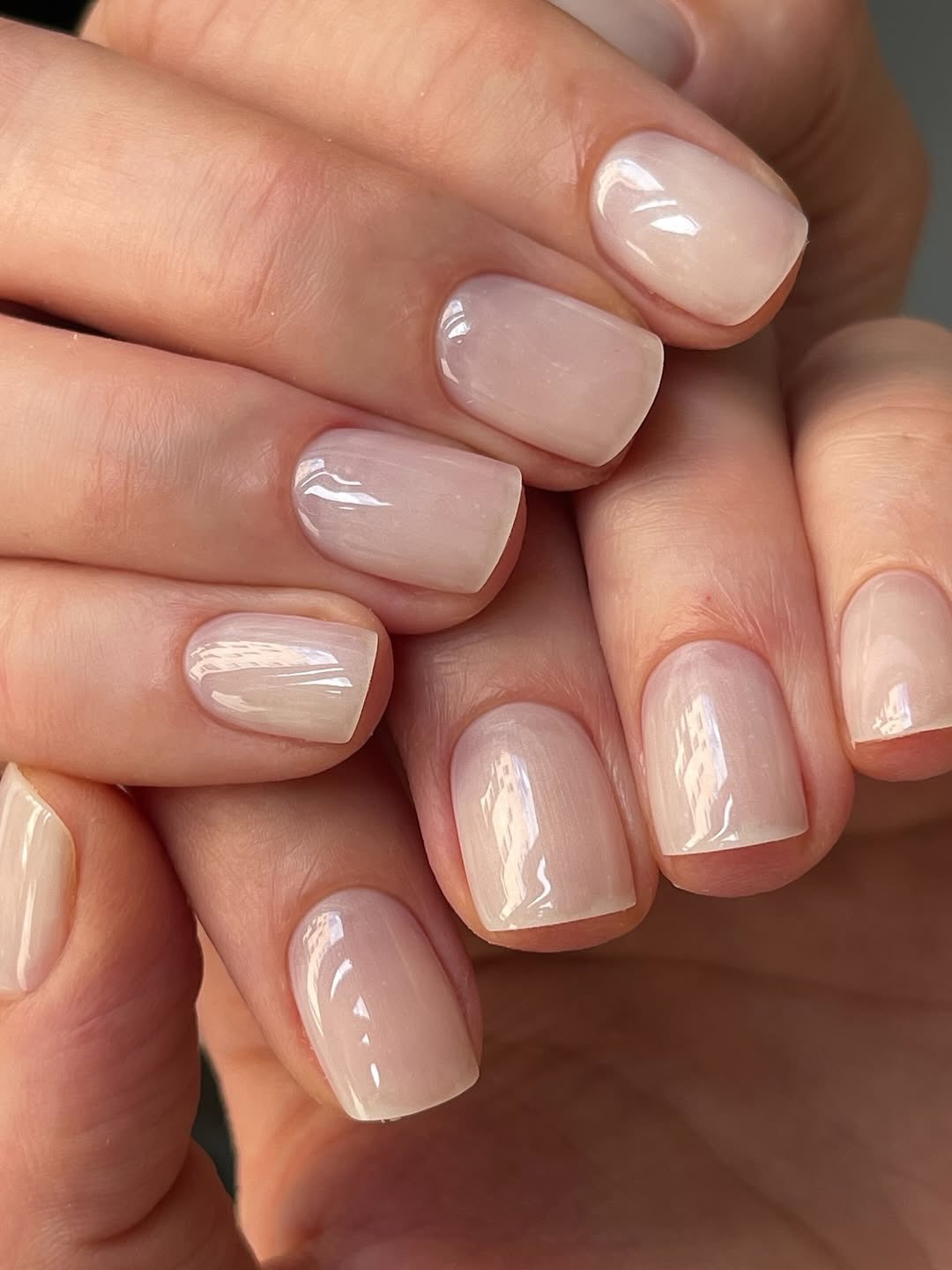 Маникюр, который вытесняет нюд: его выбирают чаще всего