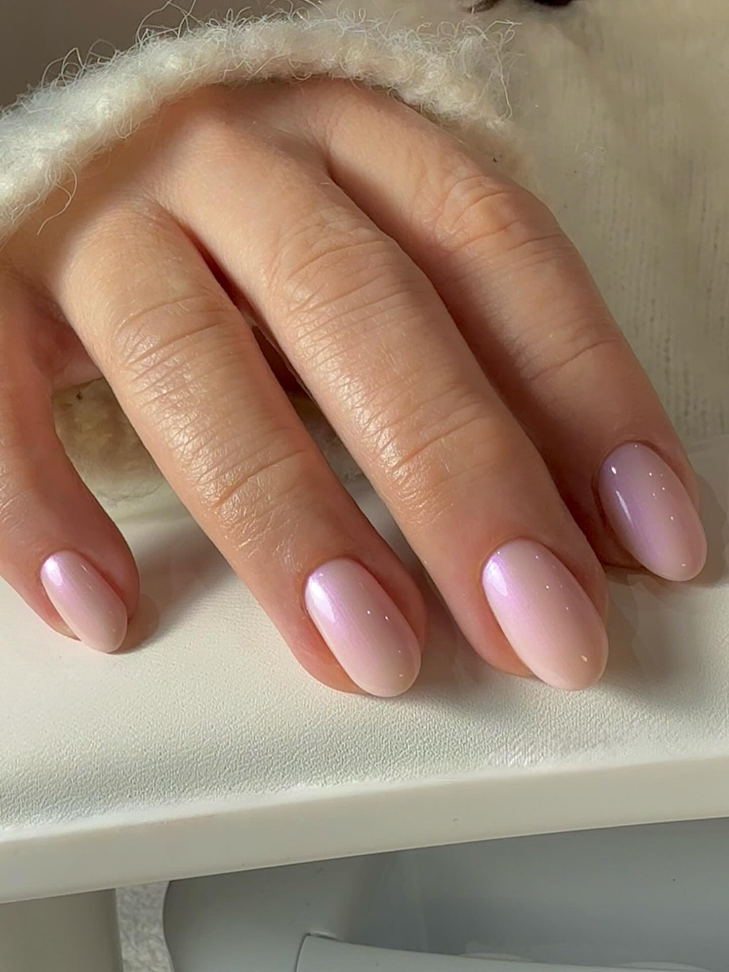 Маникюр, который вытесняет нюд: его выбирают чаще всего